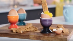 How to boil an egg by BBC Food