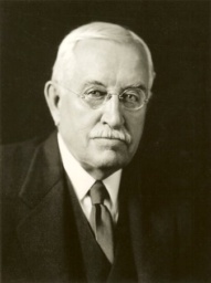 Questioned Documents: A Study of Questioned Documents with an Online of Methods by which the Facts May be Discovered and Shown by Albert Osborn